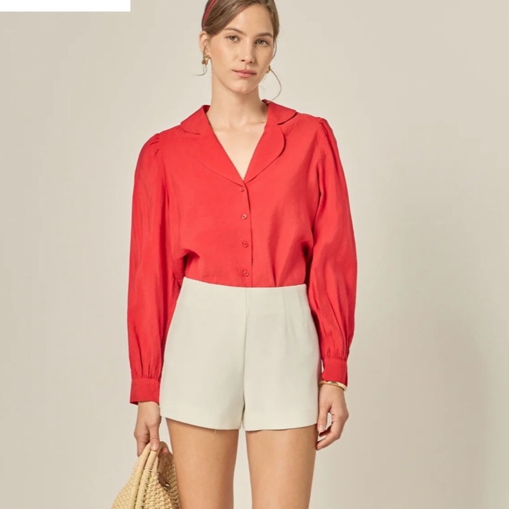 English Factory Scallop Collared Dress Shirt Size Medium